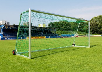 Kleinfeldtor 3,00 x 2,00m, vollverschweißt, transportabel, Tortiefe 1,50m, mit Rollen I Toba-Sport.Shop
