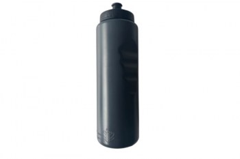 Trinkflasche 750 ml - Korpus verschiedene Farben, Deckel schwarz  I Toba-Sport.Shop