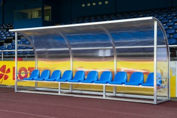 Spielerkabine Exklusiv vollverschweißt, Breite 2,50m, 5 Sitze