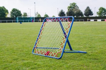 REBOUNDER FUSSBALL / TCHOUCKBALL